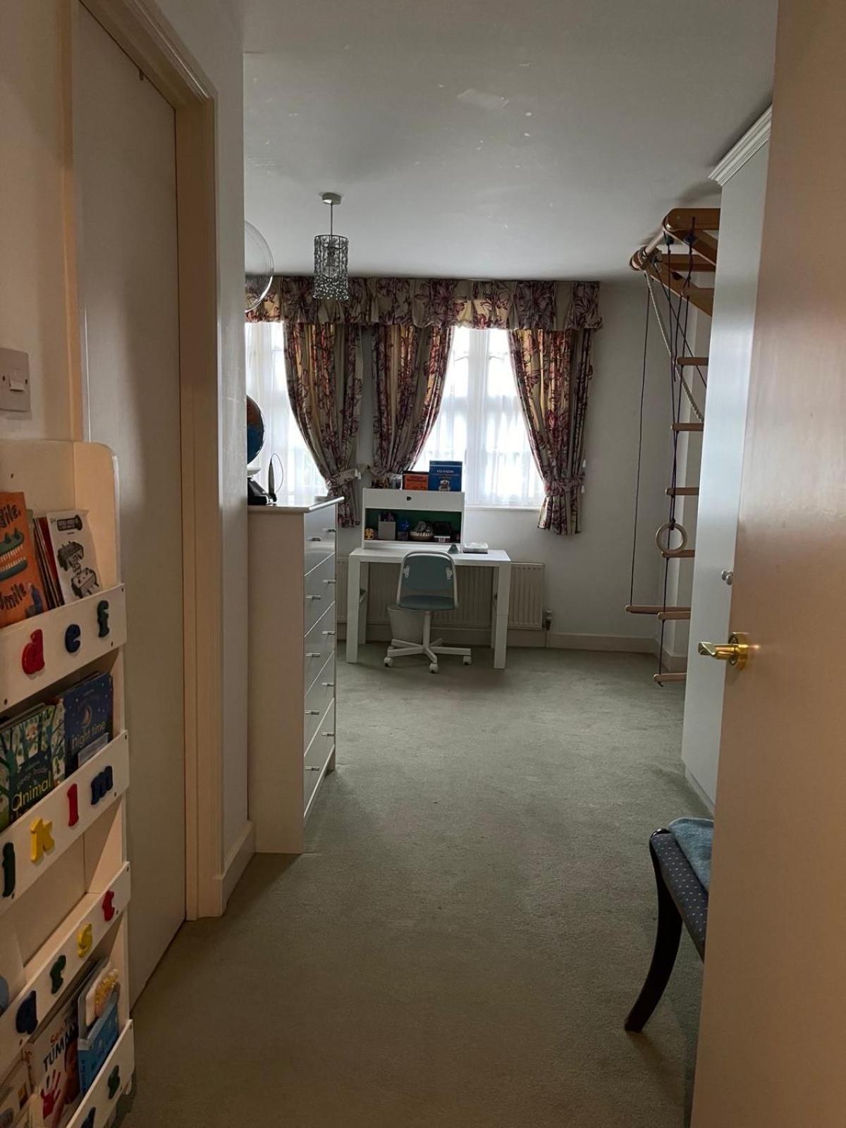 Beautiful 2 Bedroom Apartamento *