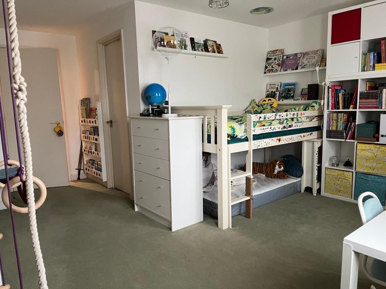 Beautiful 2 Bedroom Apartamento Londres